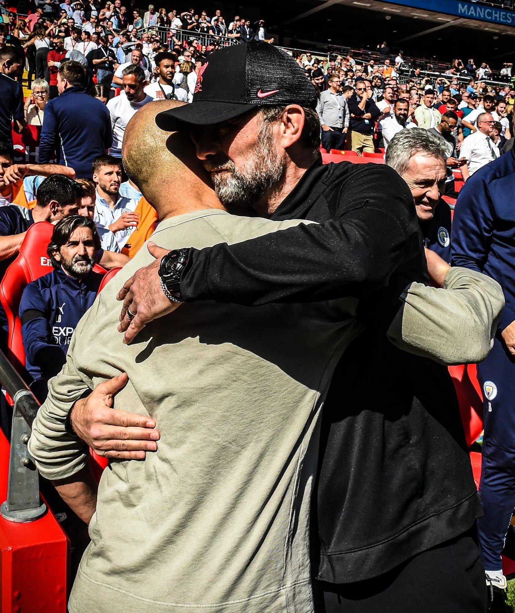 萨克拉门托国王训练开放日,赛前队长鼓劲引欢呼,英超在即,数据趋势出现新变化的简单介绍 萨克拉门托国王训练开放日,赛前队长鼓劲引欢呼,英超在即,数据趋势出现新变化的简单介绍