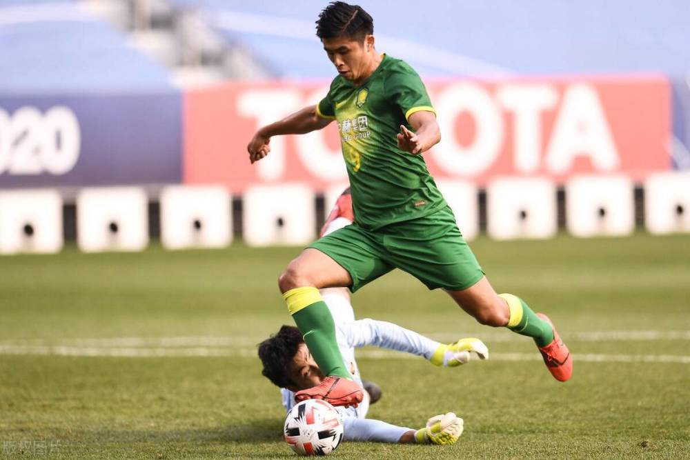 开云体育app-浙江队训练开放日，今夜单刀错失引欢呼，亚冠在即，数据趋势出现新变化的简单介绍-开云体育app