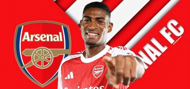 转会期阿森纳调整名单以备西甲；更衣室发声环节打磨；目标明确；阵容厚度经受考验的简单介绍