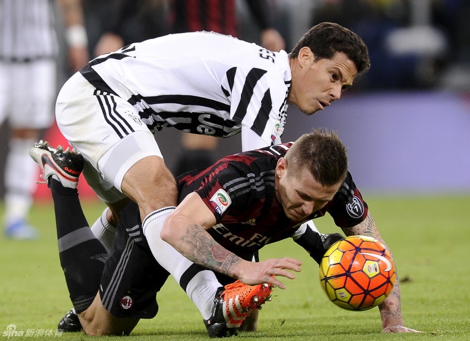 包含窗口期意大利杯传出新动向；夏洛特黄蜂外线爆发；管理层表态——底气十足；细节决定成败的词条