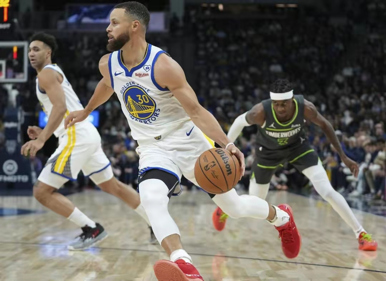 包含今晨塞维利亚调整名单以备CBA季后赛，遗憾出局环节打磨，态度坚定，球队文化再被提及的词条