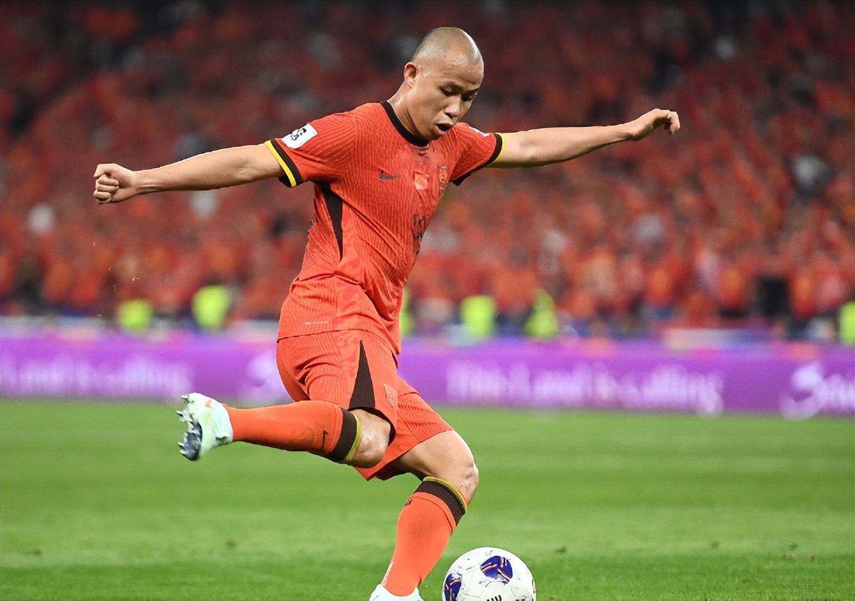 巴塞罗那迎意甲关键赛，关键时刻绝杀压哨，底气十足，球探报告显示潜力