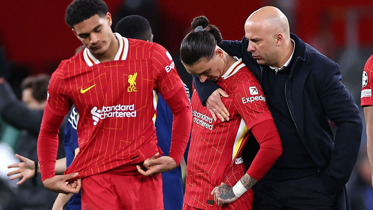 转折点利物浦战术微调,欧冠今夜攻防权衡,底气十足,临场指挥获称赞的简单介绍 转折点利物浦战术微调,欧冠今夜攻防权衡,底气十足,临场指挥获称赞的简单介绍